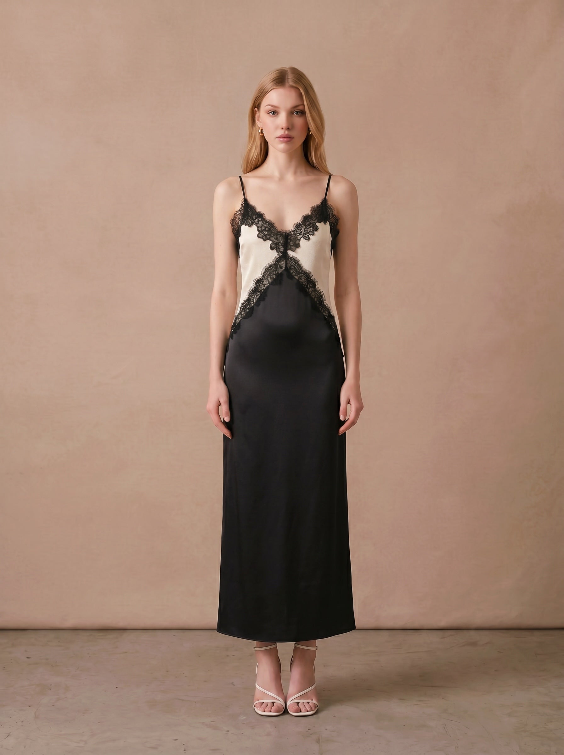 Thora Dress