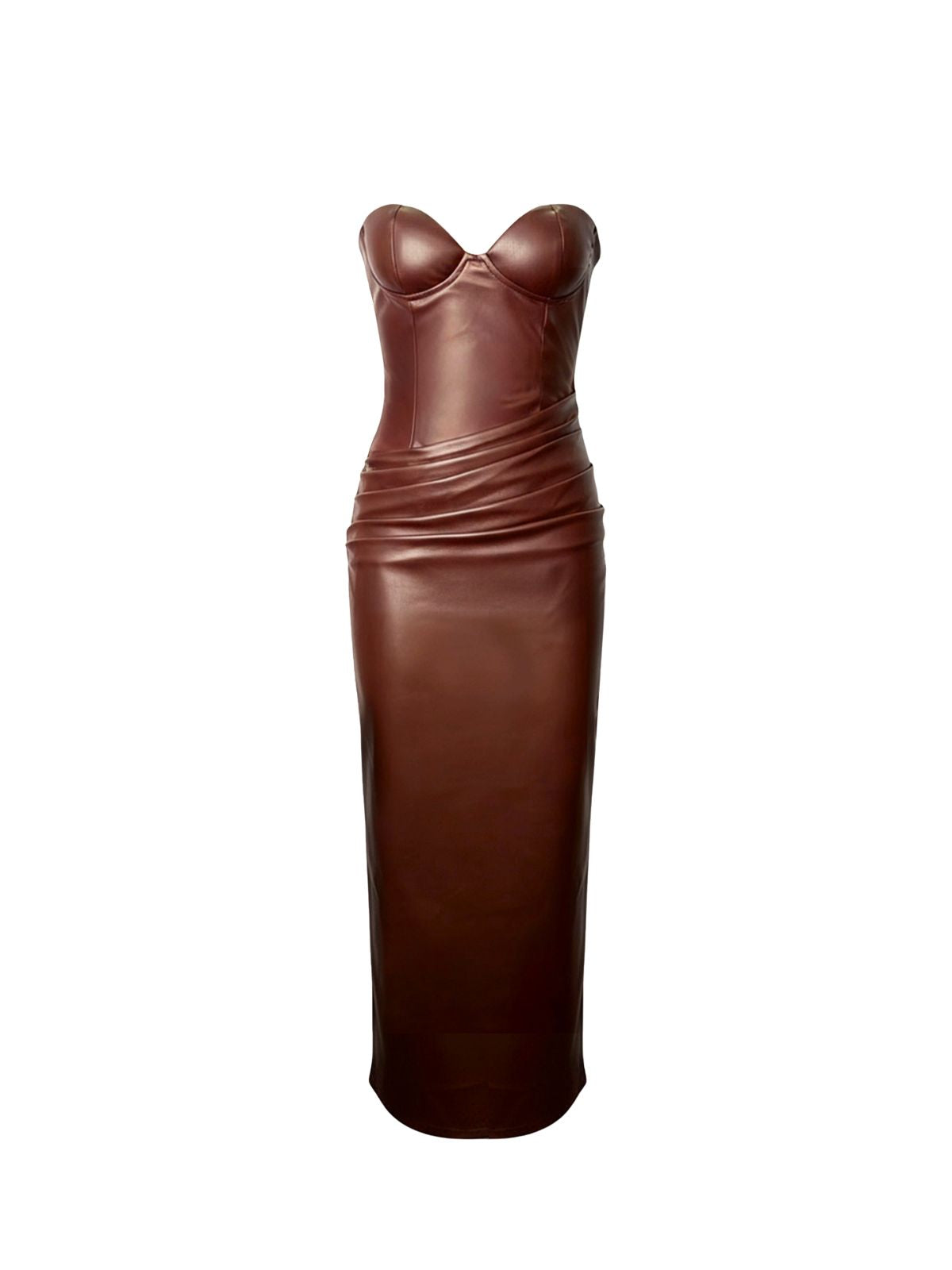 Robe Alexandra Elyth Édition : robe longue bustier fourreau en similicuir marron chocolat, dotée d'un décolleté cœur structuré et d'un drapé élégant à la taille pour une silhouette sculptée et moderne.