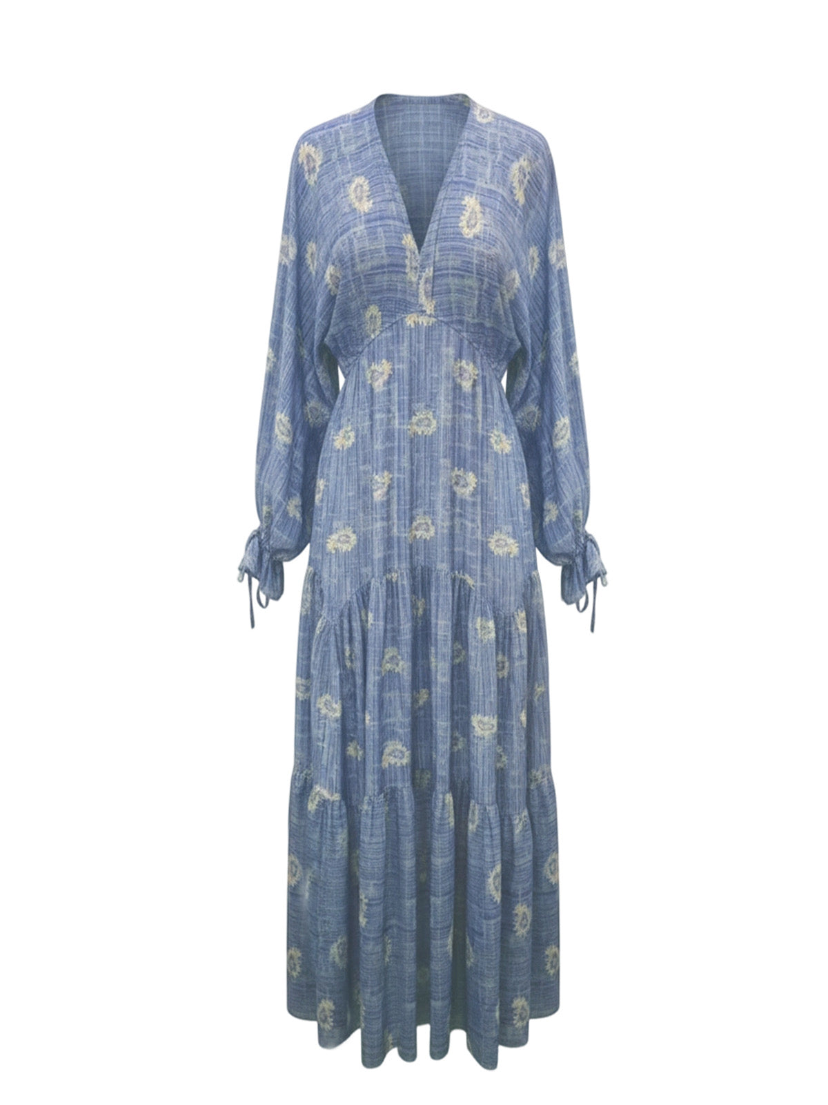 Robe Astrid Elyth Édition : robe longue bleue à imprimé cachemire (paisley) blanc, dotée d'un décolleté en V plongeant, de manches longues bouffantes resserrées aux poignets et d'une jupe évasée à plusieurs étages.