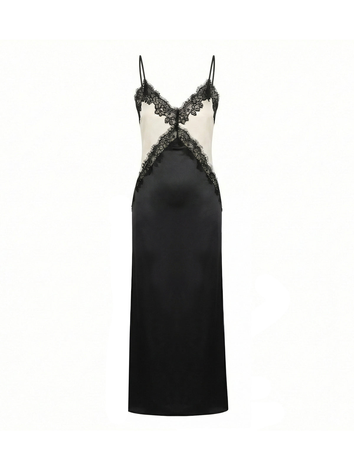 Robe Thora Elyth Édition : robe longue style nuisette bicolore noire et crème, idéale pour l'élégance de Paris. Ce modèle satiné se distingue par ses incrustations de dentelle noire délicate au décolleté. Une création de mode française raffinée en France.